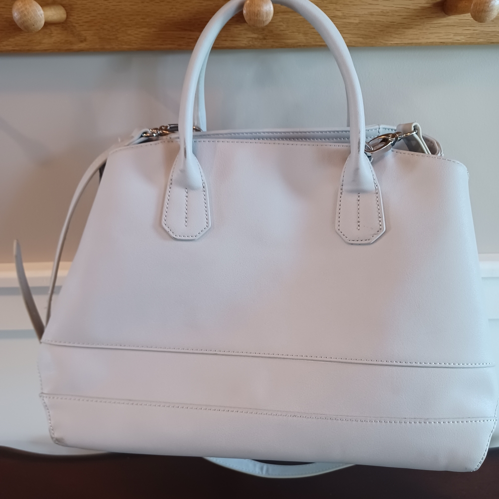 Elegant Urban Originals Heartbreaker Light Taupe Handbag
